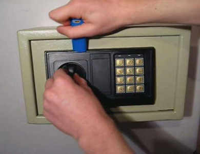 容县24小时上门开锁公司